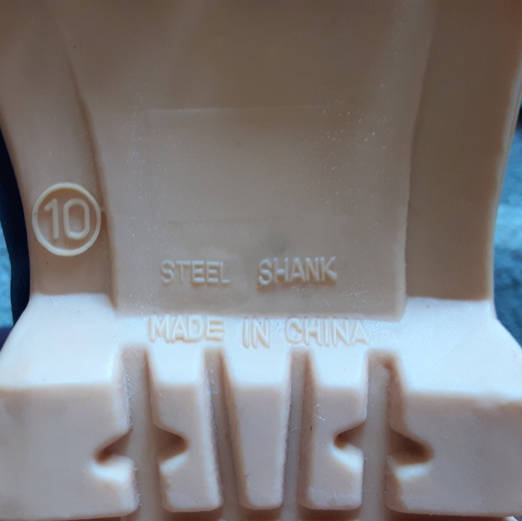 New Thermolite Duck Boots for Boys - Sz 10 - Picture 8 of 8